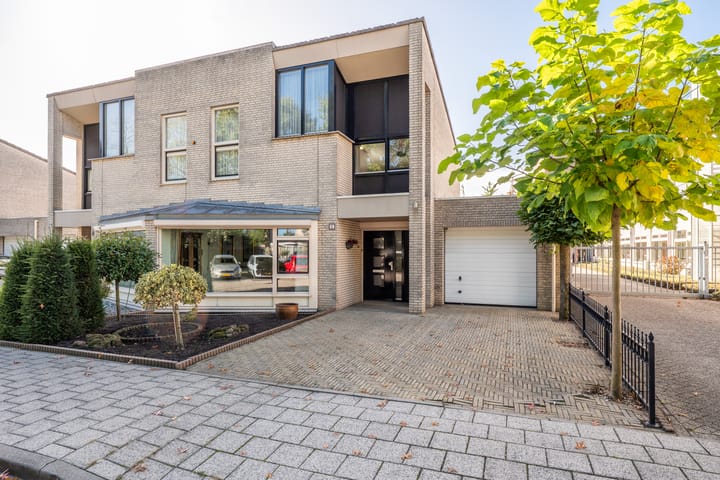 Kruisherenstraat 1 in Uden