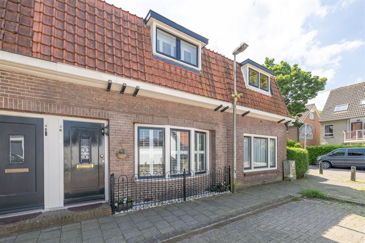 Kruislaan 2 in Bussum foto