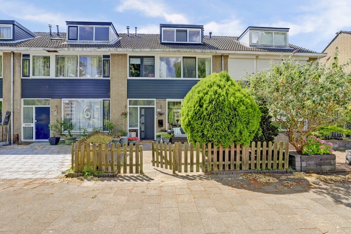 Kruisnetlaan 218 in Hoogvliet Rotterdam foto