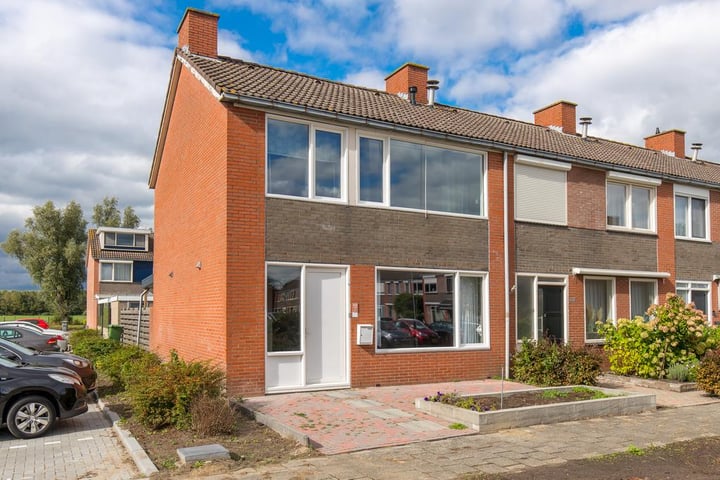 Kruisspoel 48 in Emmer-Compascuum foto