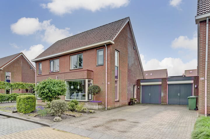 Kuileweid 43 in Tuitjenhorn