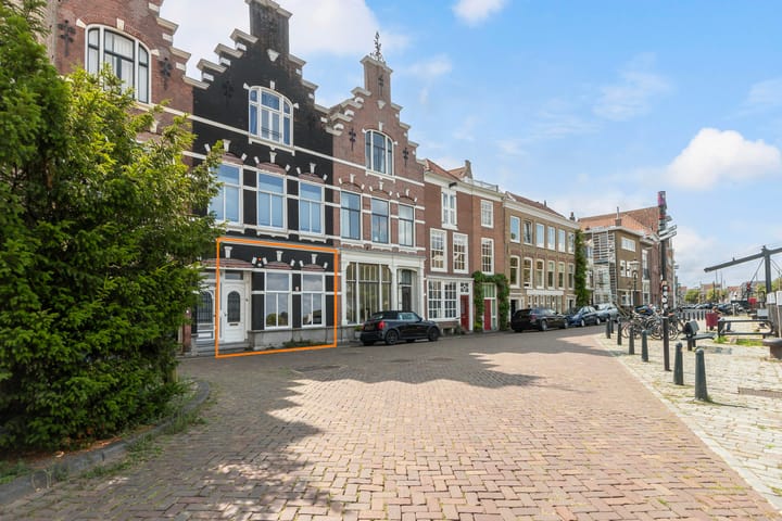 Kuipershaven 4 in Dordrecht foto