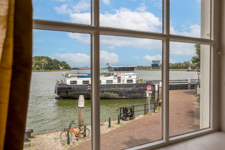 Kuipershaven 8 in Dordrecht foto