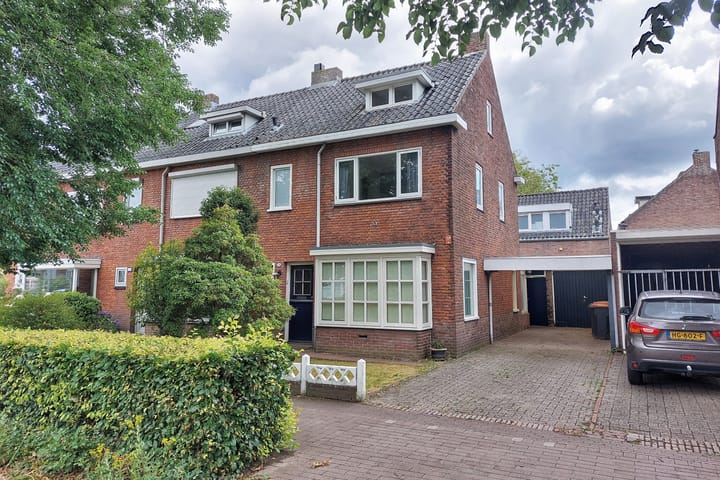 Kwaadeindstraat 146 in Tilburg foto