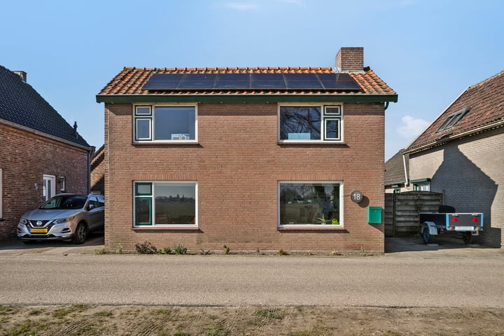 Kwartiersedijk 18 in Fijnaart foto