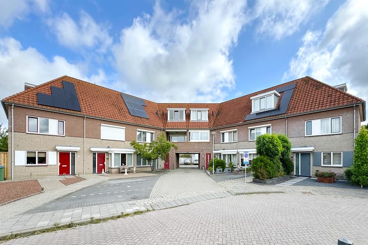 Kweeklust 19 in Klundert foto