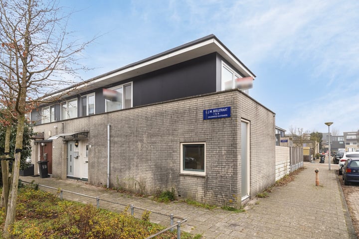 L.J.M. Beelstraat 15 in Amsterdam foto
