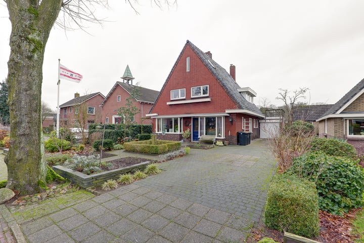 Laaghalerstraat 8 in Hooghalen foto
