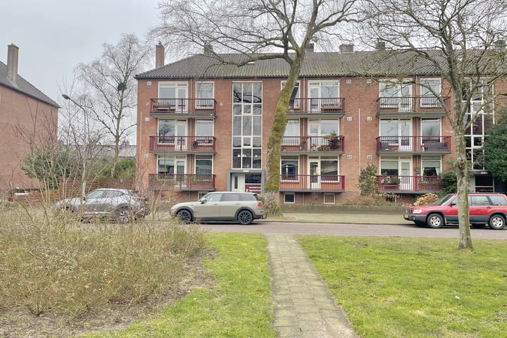 Laan 1940-1945 127 in Hilversum foto