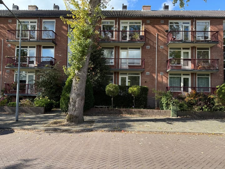 Laan 1940-1945 139 in Hilversum foto