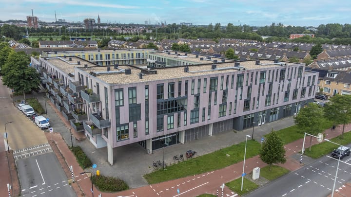Laan der Nederlanden 68K in Beverwijk foto