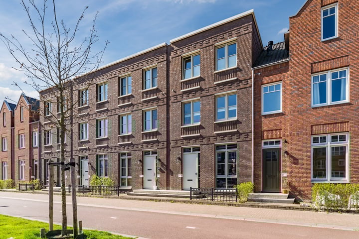 Laan van Bovenduist 83 in Amersfoort foto