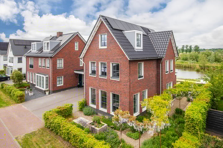 Laan van de Bevrijding 26 in Arnhem foto