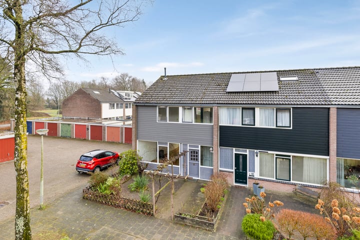 Laan van de Bork 480 in Emmen foto