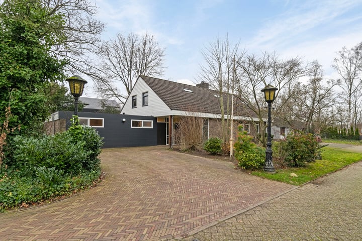 Laan van het Kwekebos 346 in Emmen foto