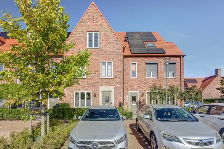 Laan van Hout 23 in Waddinxveen foto