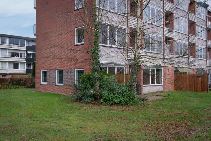 Laan van Kortrijk 91 in Almelo foto