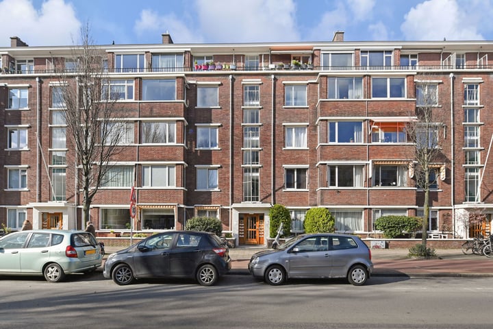 Laan van Meerdervoort 1345 in 's-Gravenhage foto