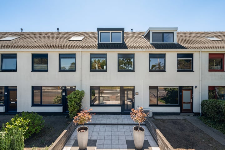 Laan van Nederhoven 2E in Zwijndrecht foto