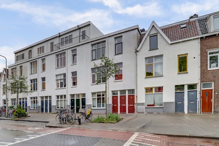 Laan van Nieuw-Guinea 73-BSA in Utrecht
