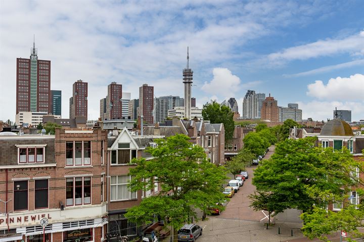 Laan van Nieuw-Oost-Indië 272 in 's-Gravenhage foto