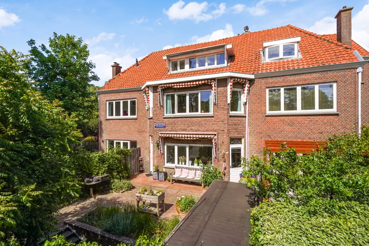 Laan van Poot 163 in 's-Gravenhage foto