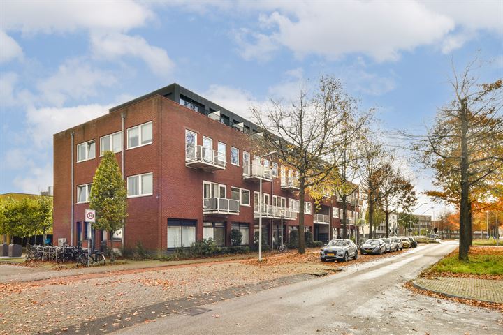 Laan van Vlaanderen 141B-8 in Amsterdam foto