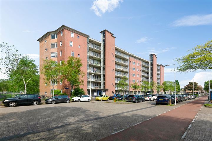 Laan van Vlaanderen 224 in Amsterdam foto