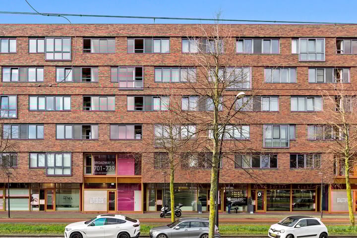 Laan van Wateringse Veld 703 in 's-Gravenhage foto