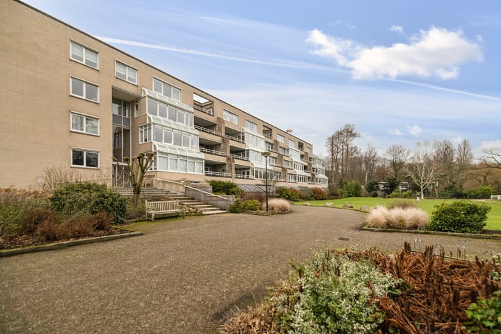 Laan van Ypenhof 116 in Rotterdam foto