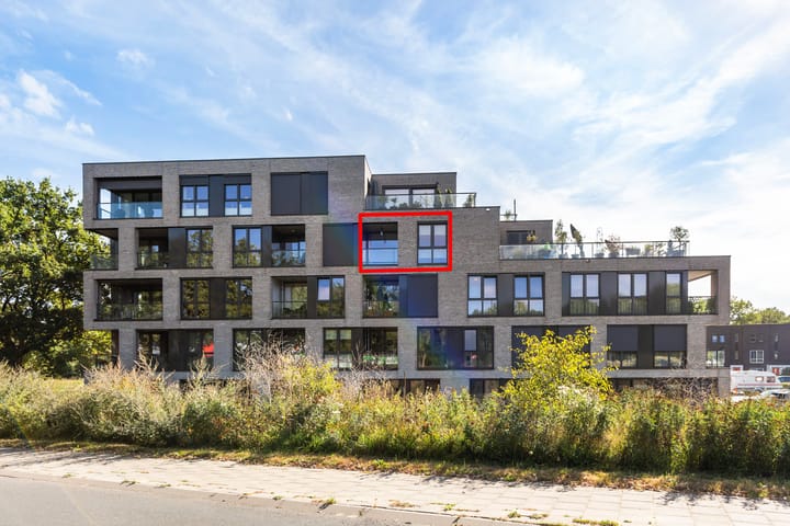 Laan van Zonnehoeve 94 in Apeldoorn foto