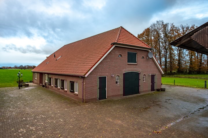 Laanzichtsweg 8 in Oldebroek foto