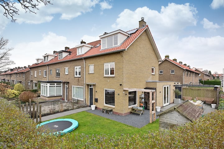 Laarderweg 181 in Bussum foto