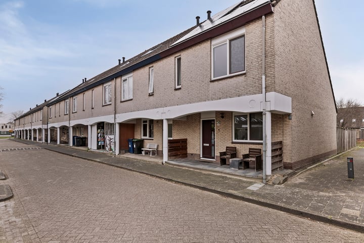 Ladderbaai 14 in Almere foto