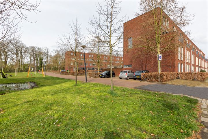 Lage Bothofstraat 221 in Enschede foto