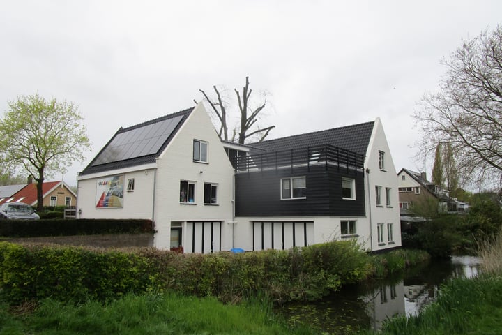 Lagendijk 223 in Ridderkerk foto