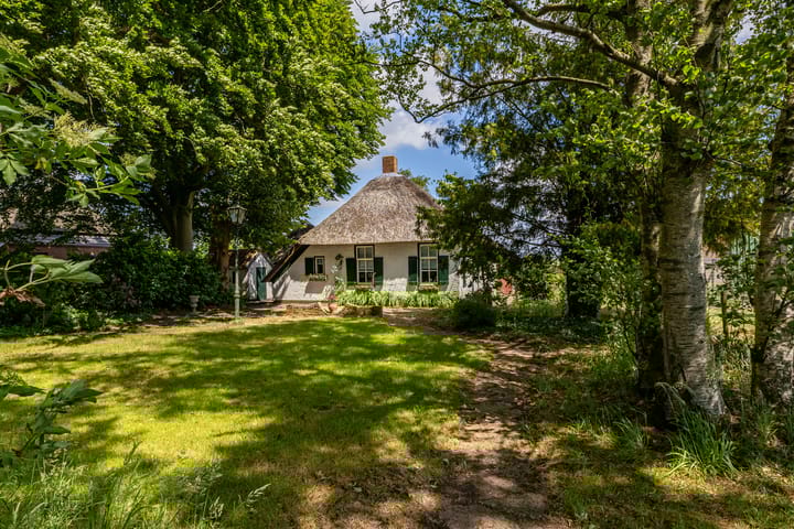 Lageweg 16 in Zuidlaren foto