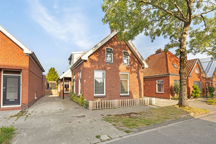 Lageweg 45 in Uithuizen foto