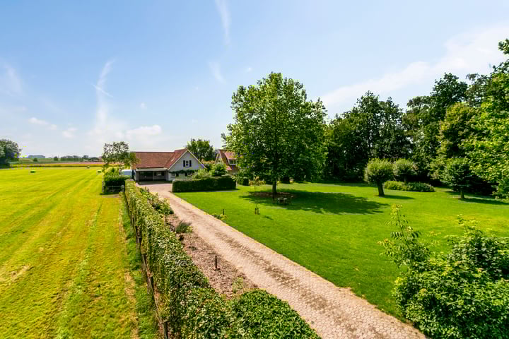Lambertusstraat 15 in Hedikhuizen foto