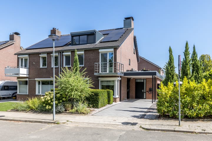 Lambrechtsstraat 1 in Voerendaal foto