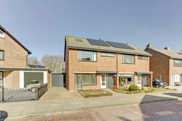Lancasterdreef 3 in Dronten foto