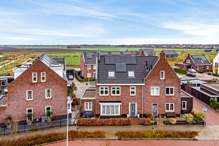 Landerij 52 in Ter Aar foto