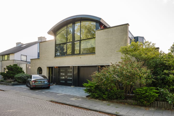 Landheer 56 in Poortugaal foto