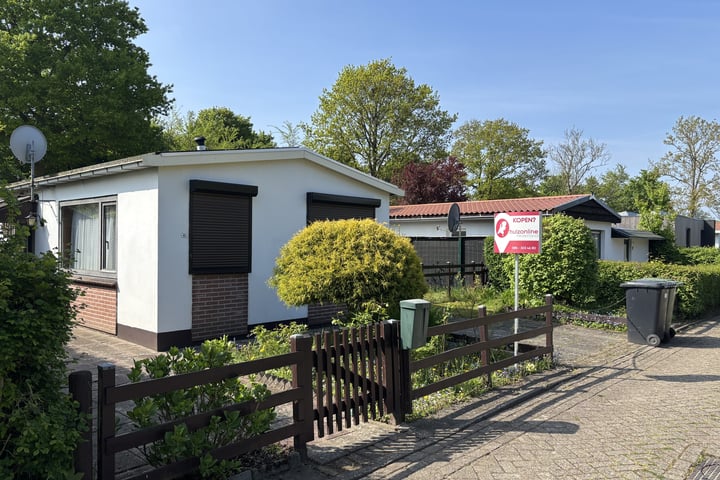 Landingsweg 43 in Baarland foto