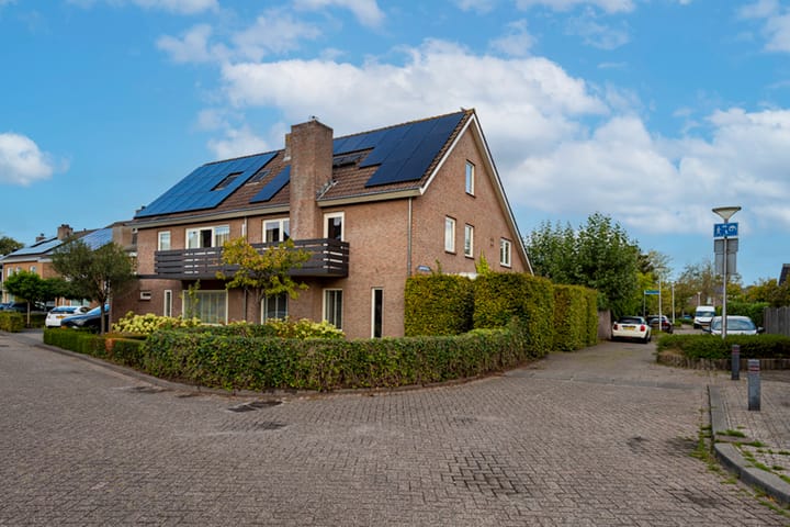 Landmeerse Loop 19 in Tilburg foto