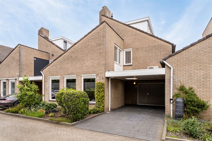 Landschrijversveld 210 in Uden foto
