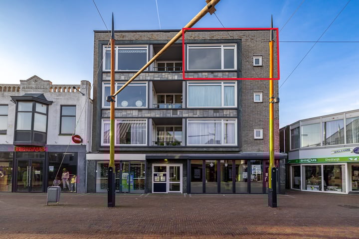 Landstraat 52C in Delfzijl foto