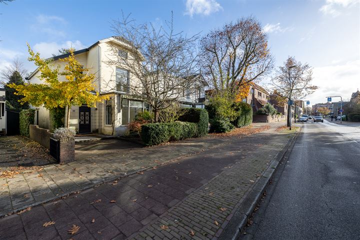 Landstraat 66 in Bussum foto