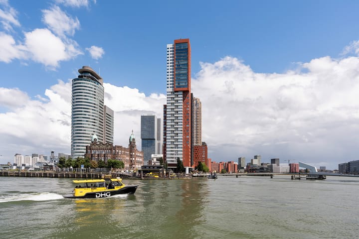 Landverhuizersplein 27 in Rotterdam