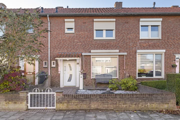 Landweerstraat-Noord 35 in Oss foto